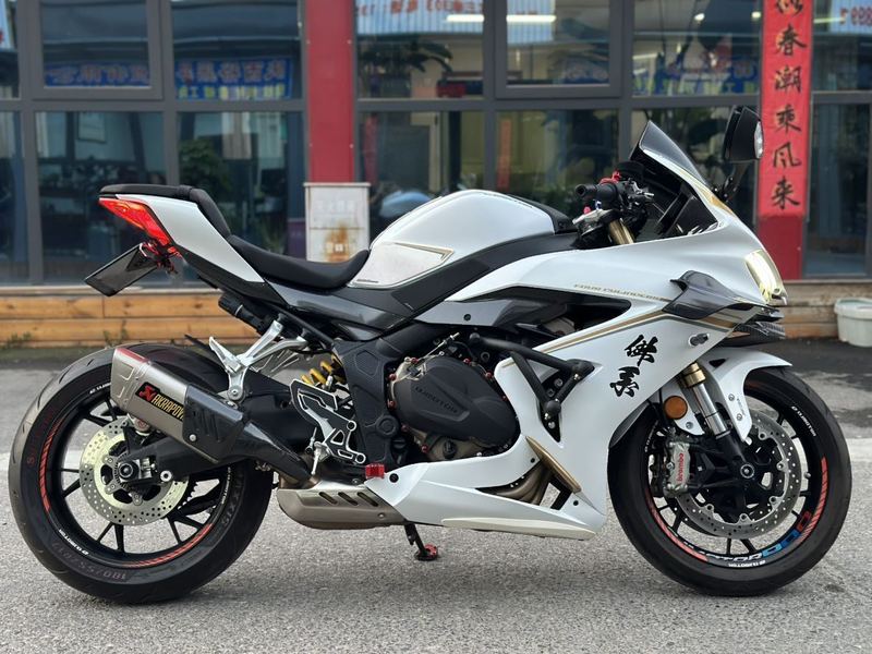 二手QJMOTOR赛800
