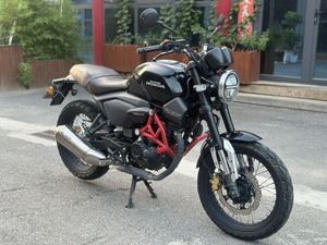 二手五羊本田鸷道 CB190SS
