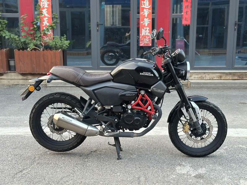 二手五羊本田鸷道 CB190SS