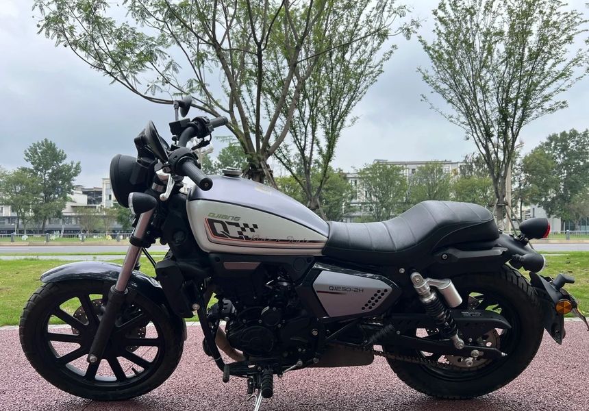 二手钱江荣耀250