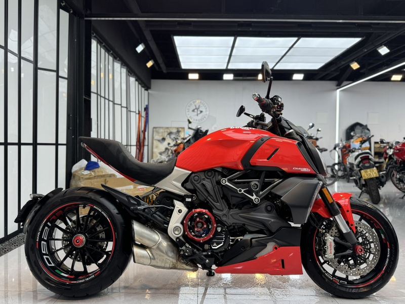 二手杜卡迪Diavel 
