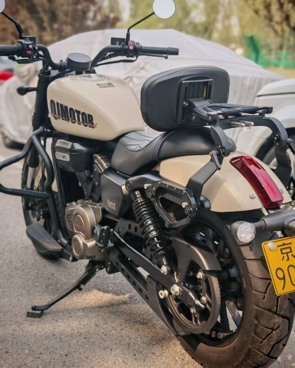 二手QJMOTOR闪300