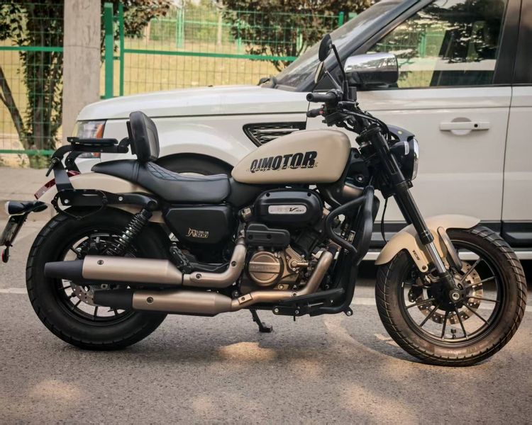 二手QJMOTOR闪300