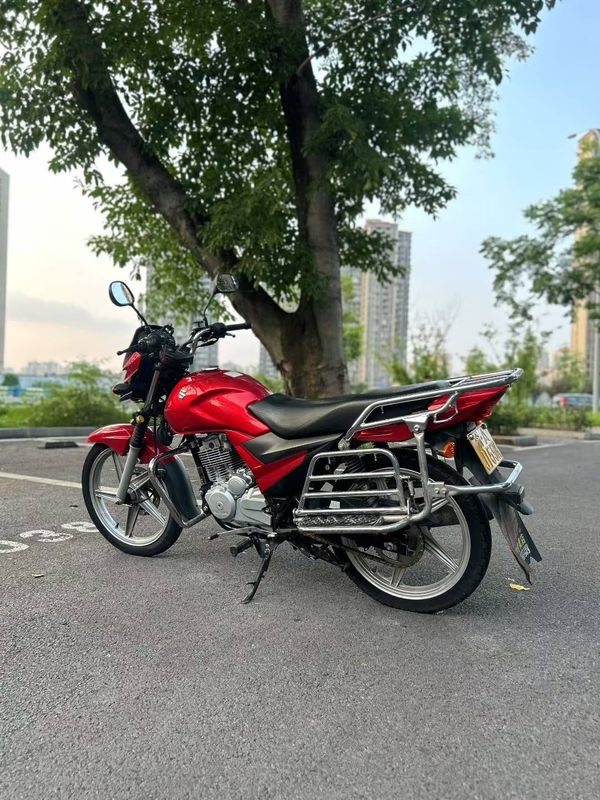 二手豪爵铃木GA150