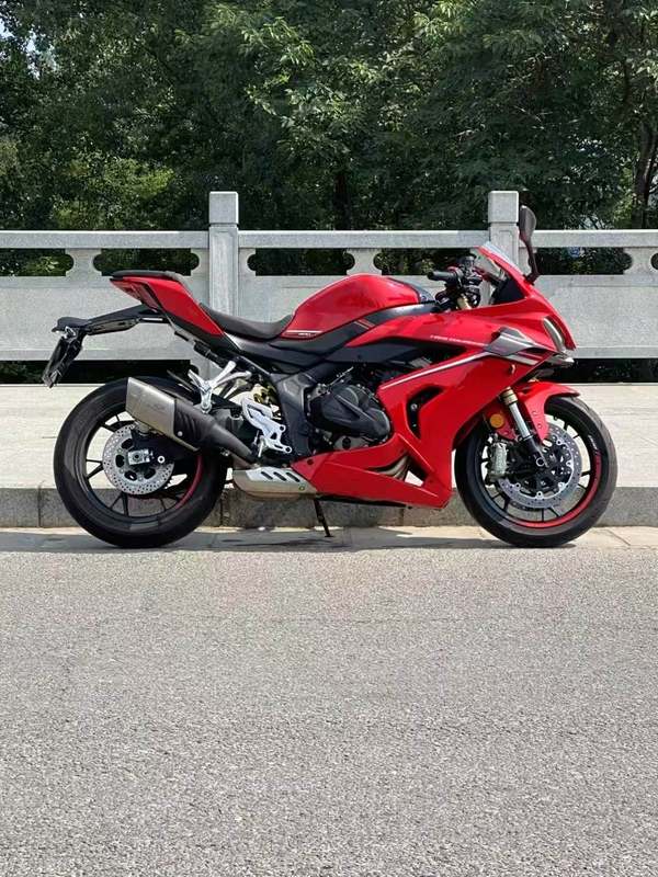 二手QJMOTOR赛800