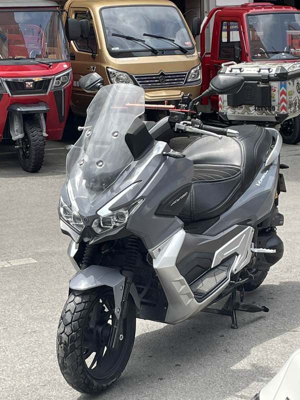 二手大阳V锐 ADV350