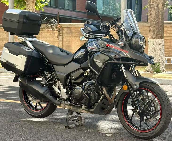 二手豪爵铃木DL250