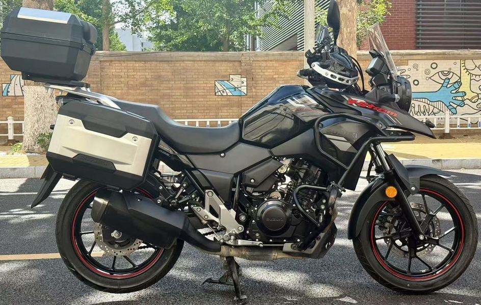二手豪爵铃木DL250