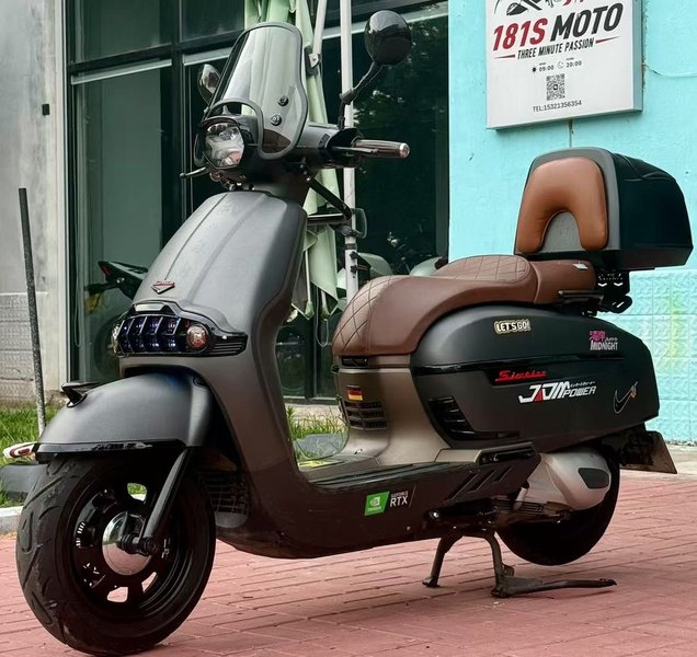 二手维多利亚Sixties 250Si