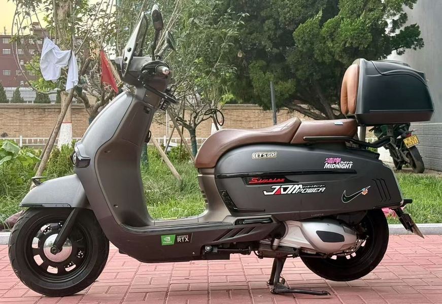 二手维多利亚Sixties 250Si