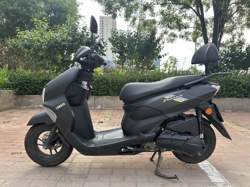 二手建设雅马哈旭鹰125