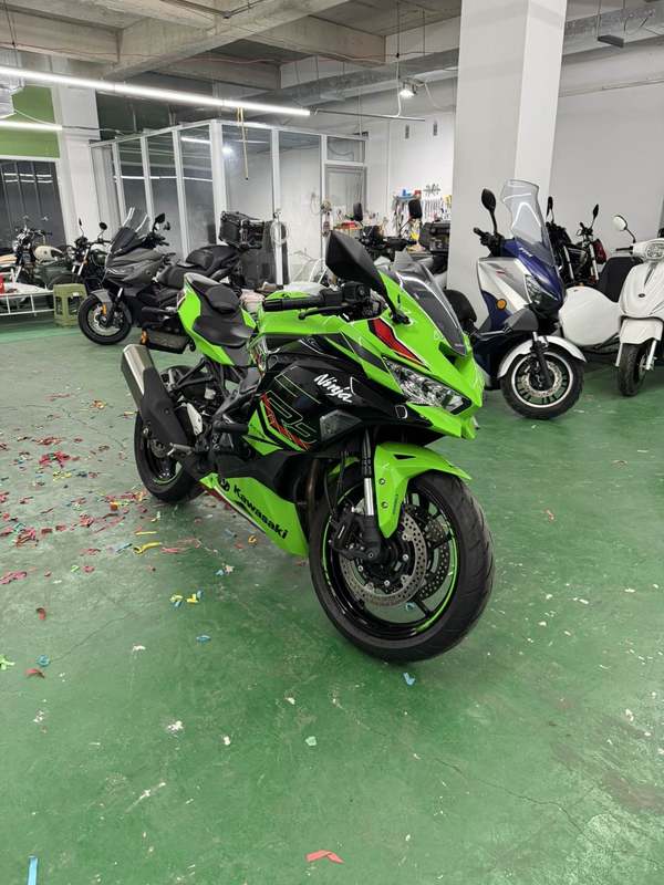 二手川崎ZX-4R