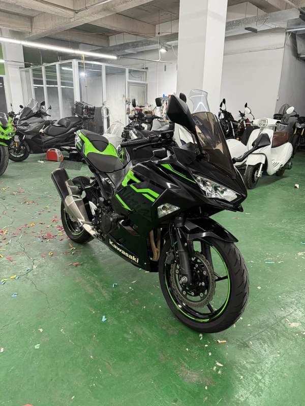 二手川崎Ninja 400