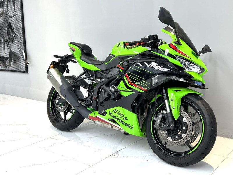 二手川崎ZX-4R