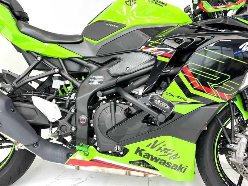 二手川崎ZX-4R