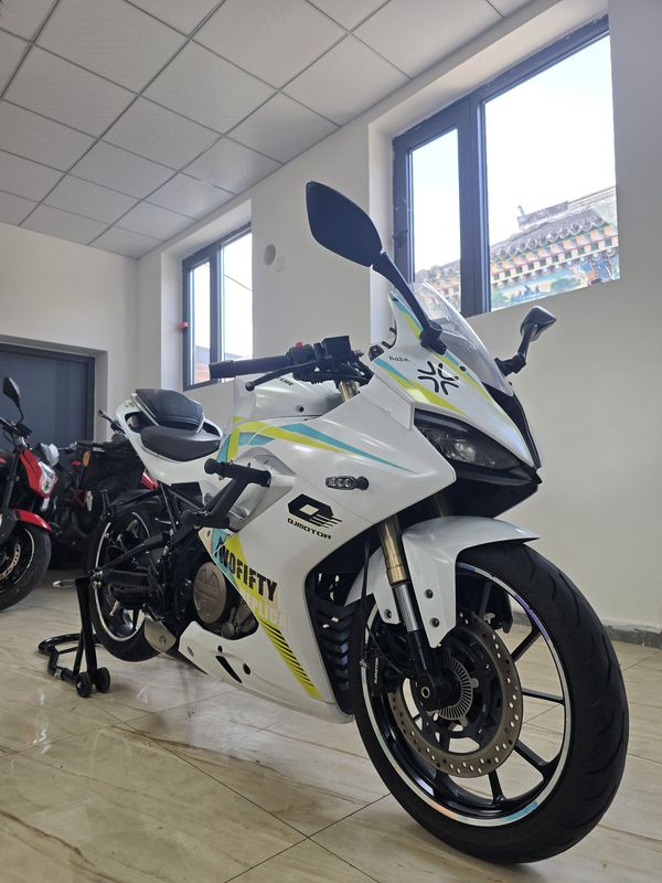 二手QJMOTOR赛250