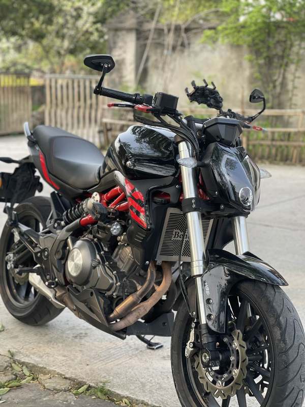 二手贝纳利蓝宝龙 BN302S