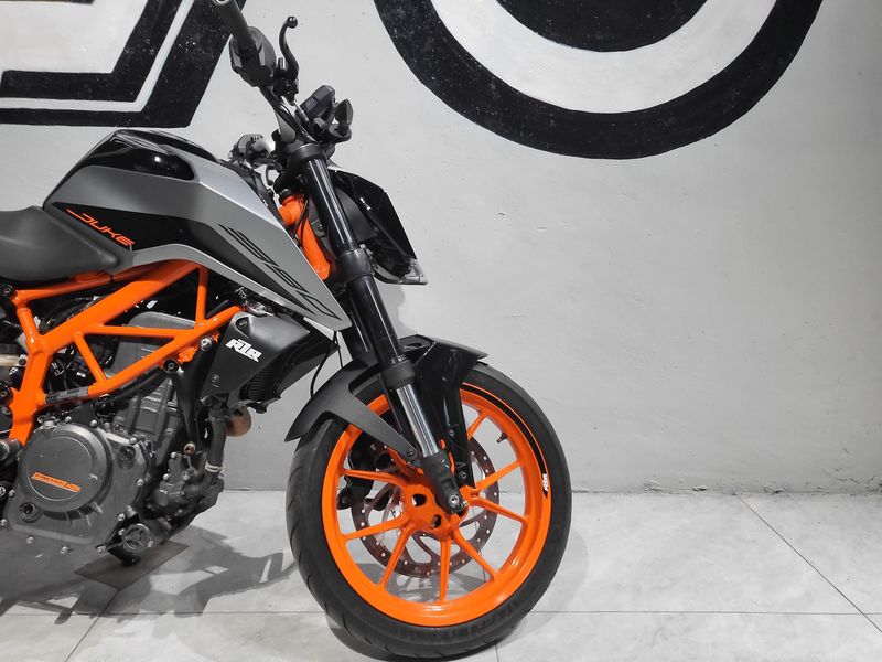 二手KTMR2R390 Duke