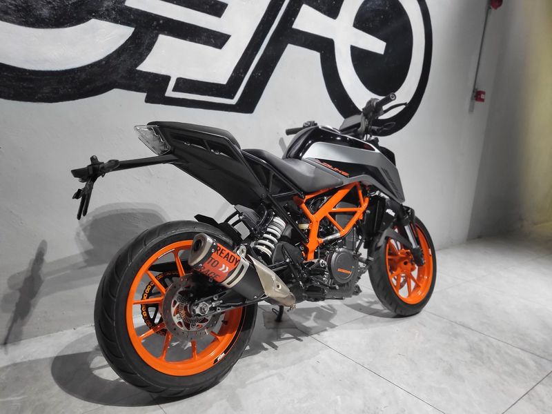 二手KTMR2R390 Duke