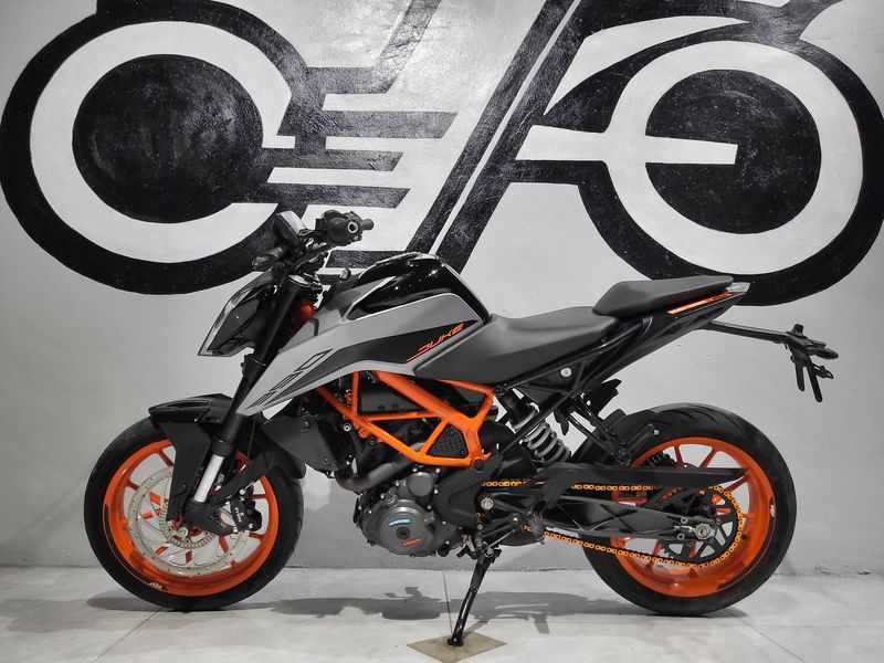二手KTMR2R390 Duke