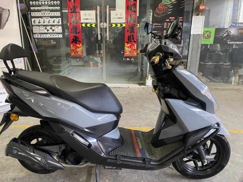 二手五羊本田NX125