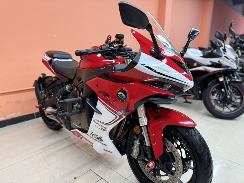 二手QJMOTOR赛600