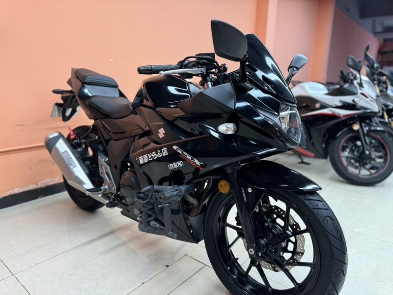 二手豪爵铃木GSX250R