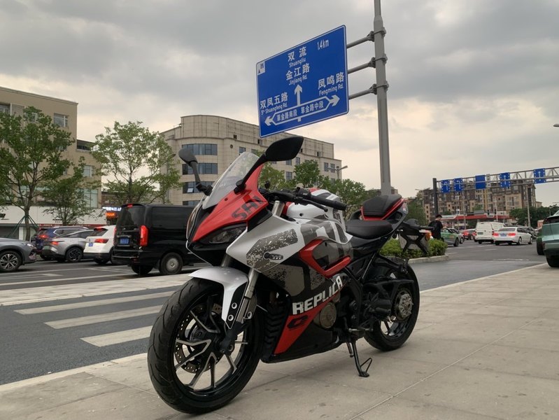 二手QJMOTOR赛250