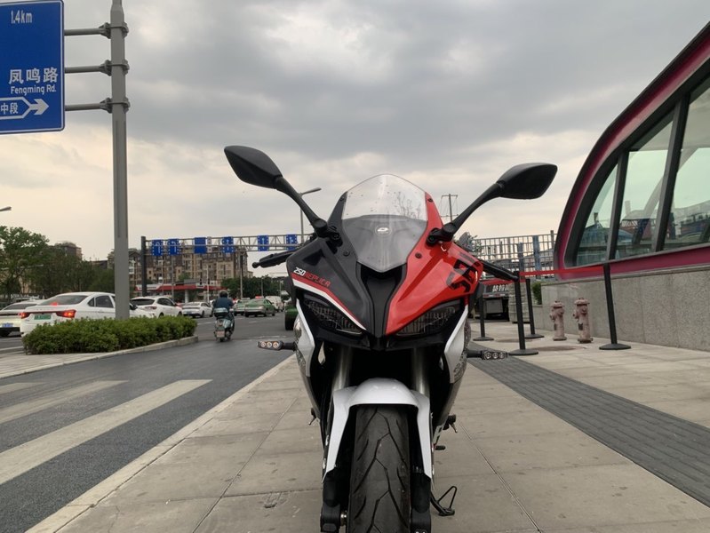 二手QJMOTOR赛250