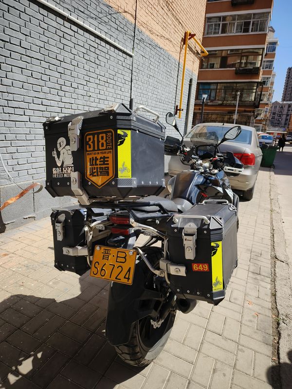 二手贝纳利金鹏 TRK251