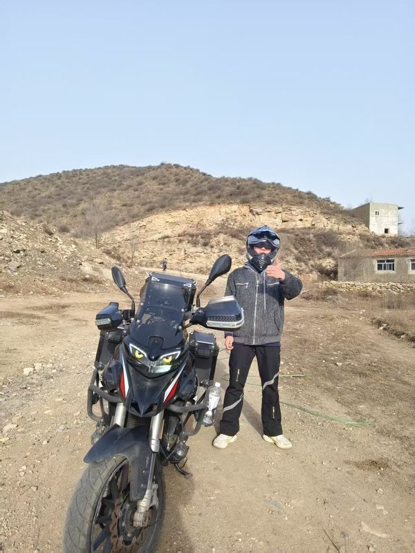 二手贝纳利金鹏 TRK251