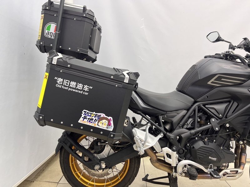 二手贝纳利TRK552