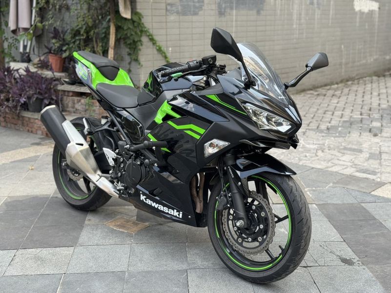 二手川崎Ninja 400