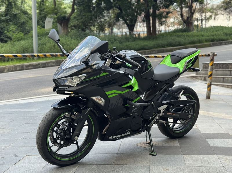 二手川崎Ninja 400