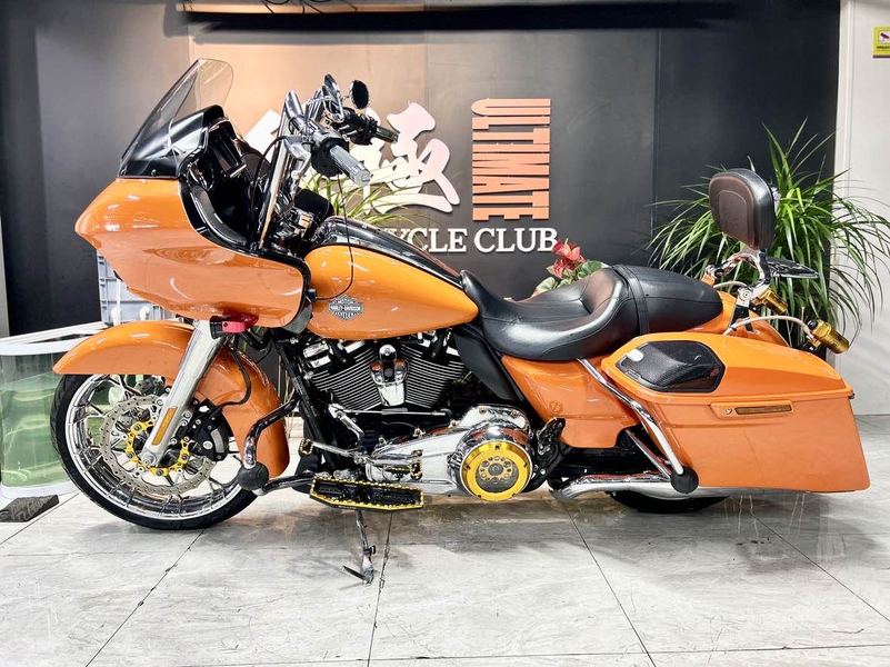 二手哈雷戴维森大道滑翔 Street Glide