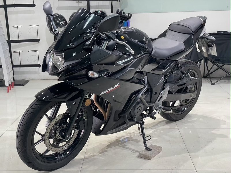 二手豪爵铃木GSX250R