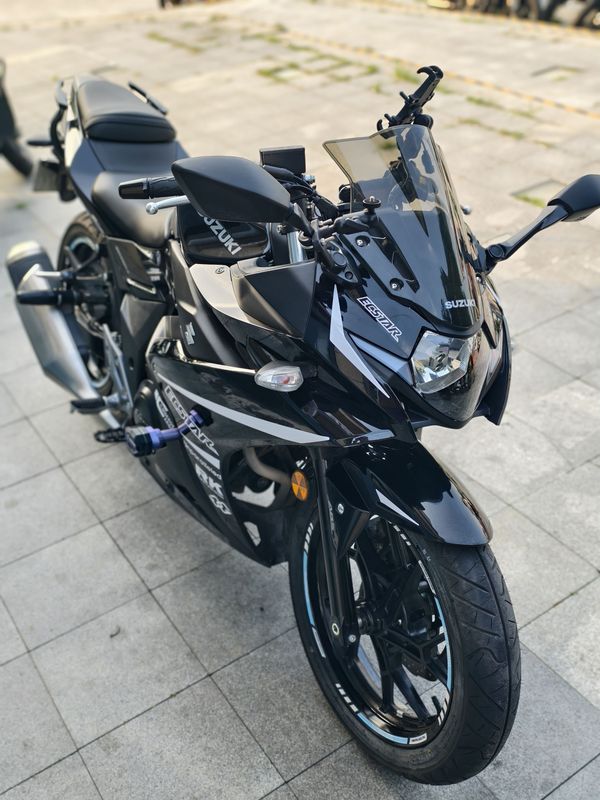 二手豪爵铃木GSX250R