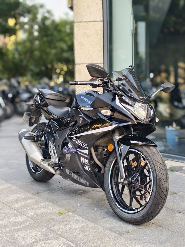 二手豪爵铃木GSX250R