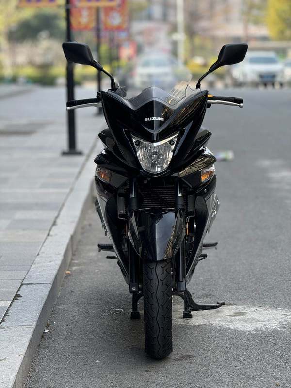二手豪爵铃木骊驰 GW 250F
