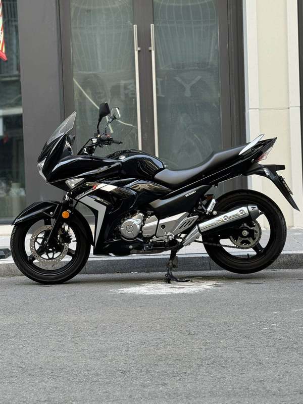 二手豪爵铃木骊驰 GW 250F