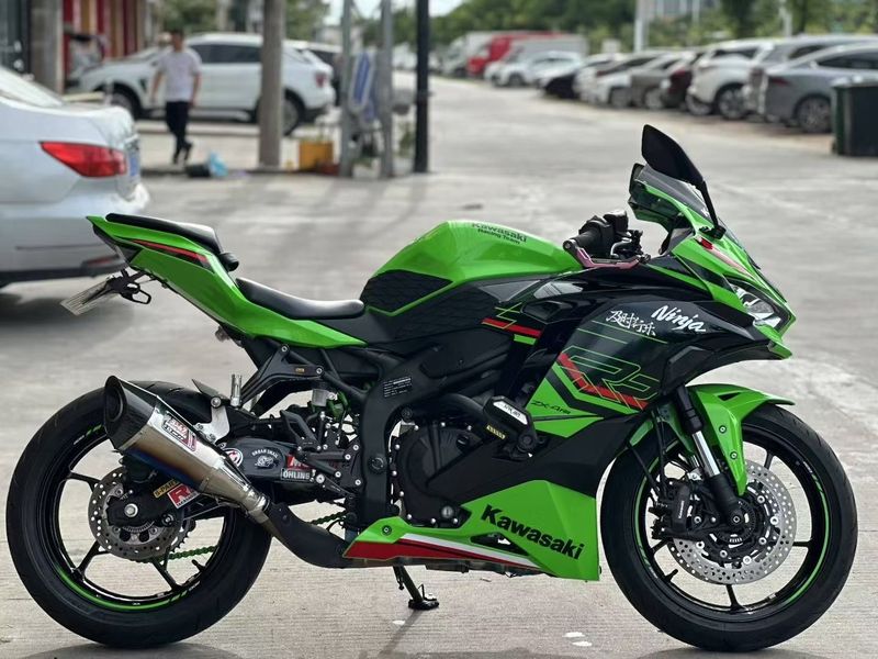 二手川崎ZX-4R