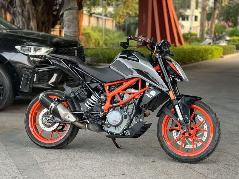 二手KTMR2R390 Duke