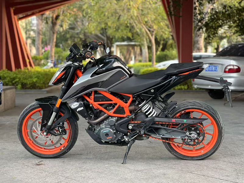 二手KTMR2R390 Duke