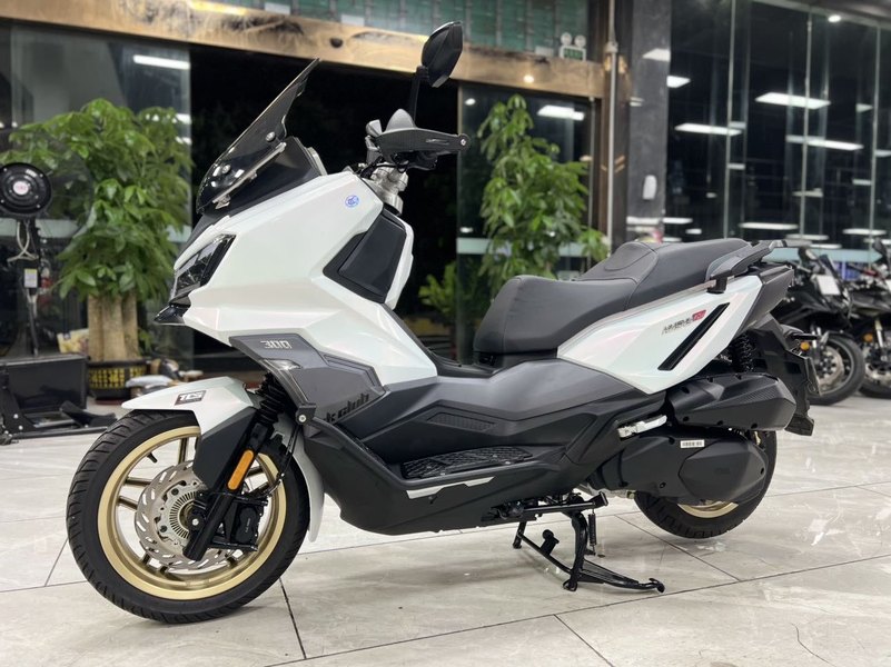 二手三阳哈士奇 Husky ADV300