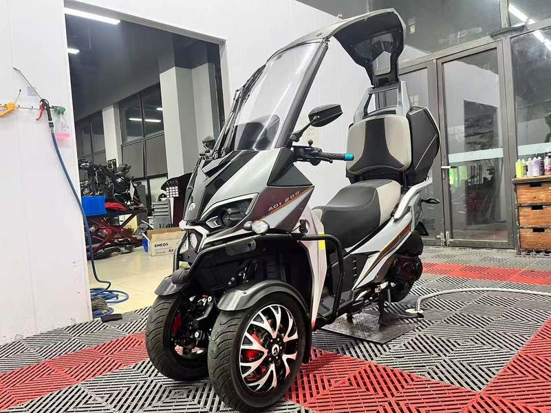 二手ADIVAAD1 200