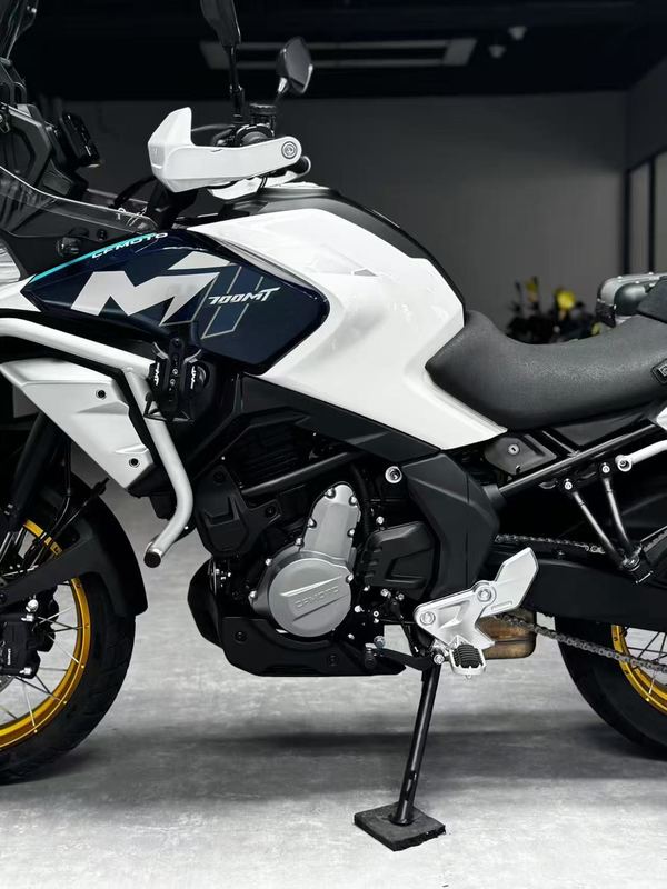 二手春风700MT