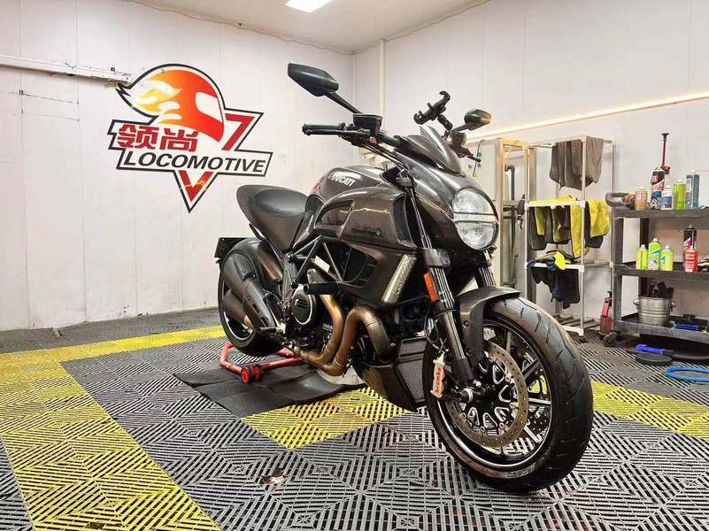 二手杜卡迪Diavel 
