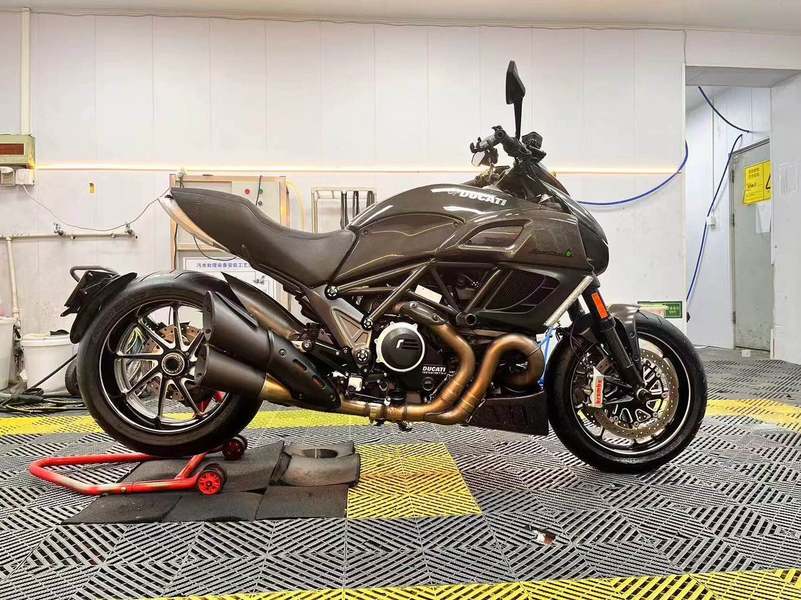 二手杜卡迪Diavel 
