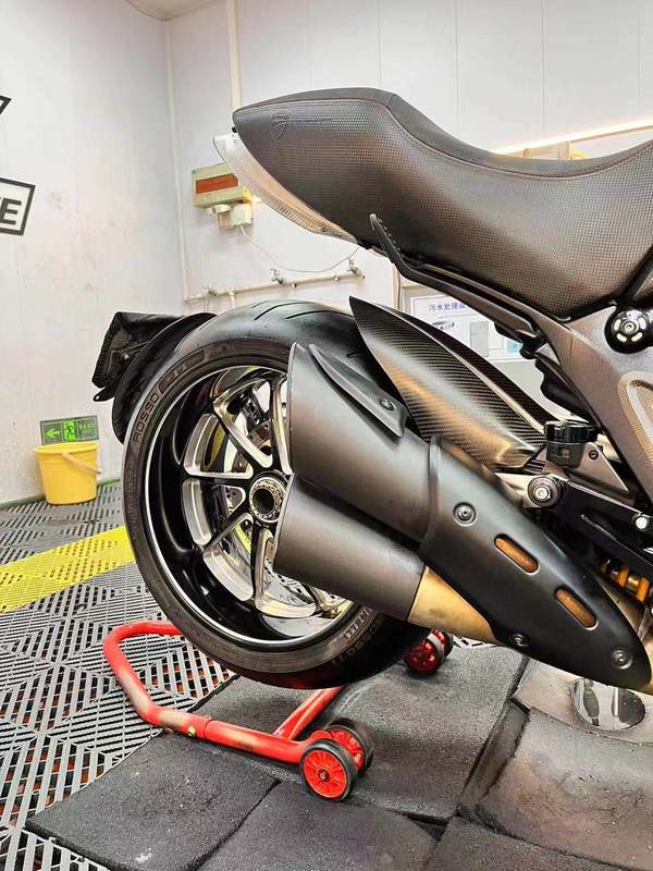 二手杜卡迪Diavel 