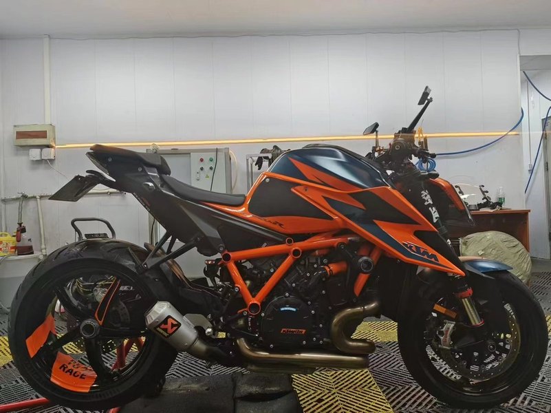 二手KTMR2R1290 Super Duke
